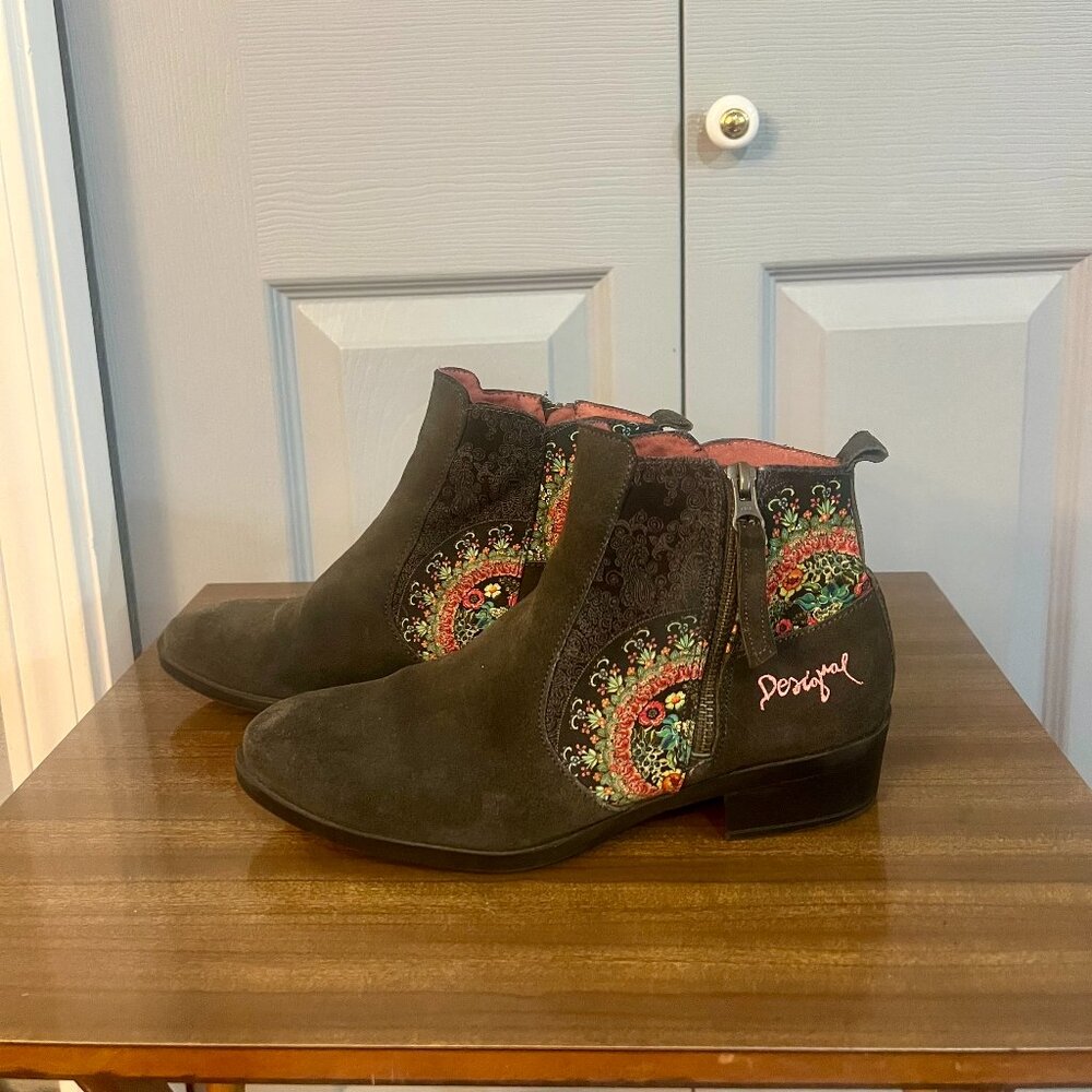 Desigual Floral Design Gray Suede Booties EU 39, USA 8-8.5